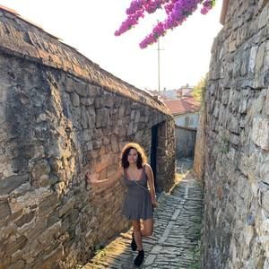 Meet your Posher, Ãnora